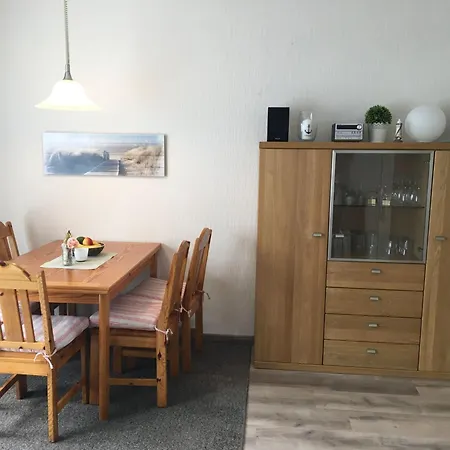 Mit Suedwestterrasse Mit Stellplatz By Interhome בית נופש *